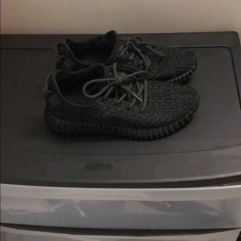 Shoes yeezy pirate black